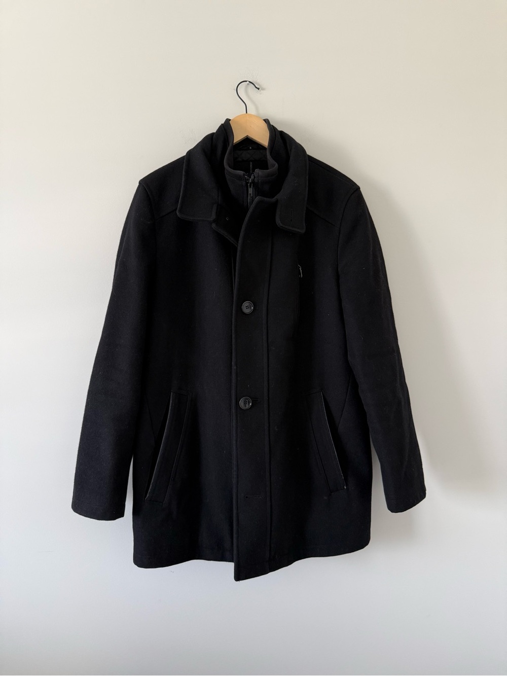 Britches Men's Black Wool Blend Overcoat (size small)